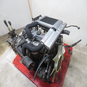 Moteur à essence Mitsubishi 4M40 2.8L d'occasion pour LCV Europe Van – Remplacement et réparation - Product Image 1