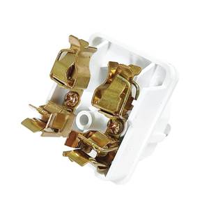 Universal <b>Travel</b> <b>Adapter</b> 1 Universal Socket 2 Two Pin Socket New Design 250V OMINSU P39 Best Seller - Product Image 5