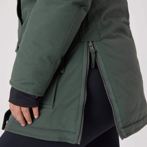 Chaqueta Parka Larga Impermeable de Invierno para Mujer, Diseño con Capucha para Clima Frío, Uso en Exteriores, Moda y Funcionalidad - Product Image 6