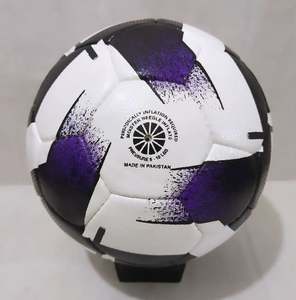 Balón de Fútbol Personalizado Estilo Bandera – Balón de Fútbol Híbrido Termosellado Cosido a Mano de Alta Calidad OEM - Product Image 3