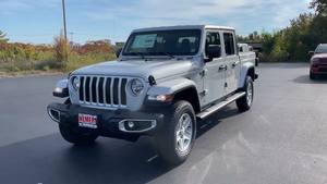 TOP VENTES VOITURE D'OCCASION 2020 Jee ps Gladiator Sport 4x4 Importation européenne de premier ordre Conduite à gauche/à droite Rapide - Product Image 3