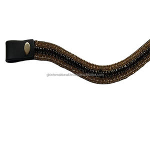 Diamantes de imitación personalizados hechos a mano, 5 filas de cristales dorados y negros, banda mega ostentosa de cuero para cejas de caballo con cierre de bucle de botón a presión - Product Image 1