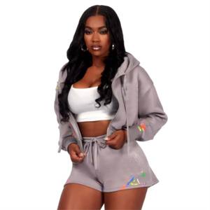 Ensembles de sweats à capuche et shorts d'été pour femmes-Ensemble deux pièces confortable et tendance pour un usage quotidien - Product Image 1