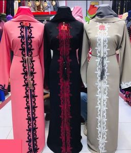 2024 Dubai hermosa ropa islámica tradicional negra para adultos trabajo manual Kaftan Abaya para mujeres - Product Image 1