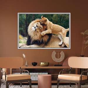 Impresión en Lienzo de León: Arte Mural de Animal Salvaje en Vidrio Templado, Lienzo con Marco Blanco - Product Image 1