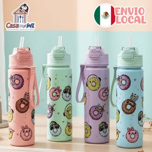 Botella de agua infantil con dibujos animados Casamax WL de 750 ml, de plástico, para uso escolar, con correa, para beber directamente, para el regreso a clases - Product Image 1
