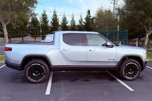 RIVIAN R1T ADVENTURE EDITION 2025 d'occasion (conduite à gauche/droite) - Product Image 5