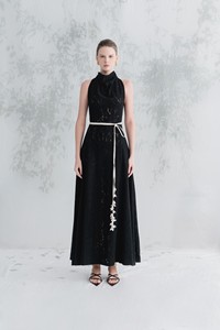 Meilleur Prix Robes Sans Manches pour Femmes avec Bretelles Florales Vêtements d'Été Bonne Qualité Tissu Bio LIAM MAXI DREBE WHITE ANT - Product Image 3