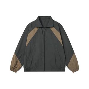 Veste de collège tendance OEM, vêtements de sport, veste coupe-vent rétro de collège pour hommes, nouveau design, deux tons, vente en gros personnalisée - Product Image 1