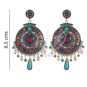 ต่างหูห้อยระย้าสำหรับผู้หญิง ดีไซน์ทันสมัย ชุบทองแดง เหมาะสำหรับงานปาร์ตี้ สไตล์สั่งทำพิเศษ ขนาดสำหรับผู้ใหญ่ - Product Image 5