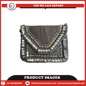 Nouveaux sacs fourre-tout élégants unisexes en jute Banjara brodés à la main avec logo personnalisé durables et peu coûteux pour hommes et femmes - Product Image 6