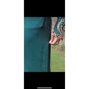 Vestido Elegante Verde Estilo A, Hecho a Mano, con Diseño Moderno de Vestido de Gala, Cintura Imperio, Tallas XS-XL, para Fiestas y Eventos Formales - Product Image 2