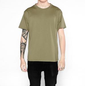 T-shirt pour homme en polyester imprimé, coupe classique - Product Image 5