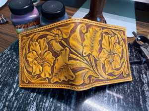 Portefeuille professionnel pour homme en cuir véritable 100% sculpté à la main, style floral, vintage, rayé, avec blocage RFID, étanche et fermeture éclair de luxe - Product Image 3