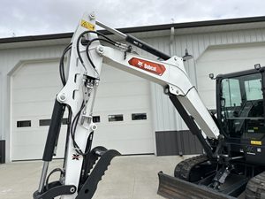 Miniexcavadora Bobcat E60 Usada en Buen Estado, Excavadora Hidráulica Compacta Perkins con Motor de Rodamientos y Cabina Cerrada para Construcción - Product Image 6
