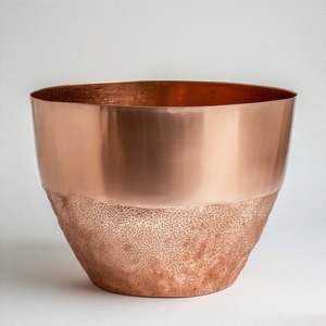 Pot de marteau courbe au clair de lune avec texture argentée et base arrondie pour les salons de luxe ou les coins de style galerie - Product Image 6