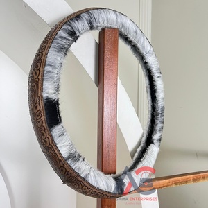 Nuevos accesorios populares para el interior del coche, decoración y cubierta de protección para volante de cuero mecanizado a mano, pieles de vaca genuinas - Product Image 1