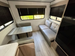 Tendances Actuelles : Camping-car d'occasion 2026 Keystone1 Cole8man 19R, Caravane, Autocaravane - Product Image 2