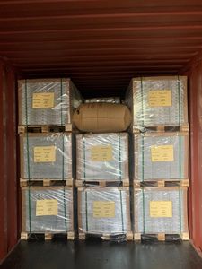 Vietnam Manufacturer Indoor SPC Flooring 6mm 20mil LVP Waterproof Anti Slip Good Quality Laminate WPC Oak Design - Product Image 5