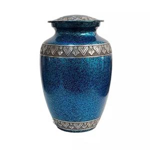 โกศบรรจุอัฐิทองเหลืองแบบกำหนดเอง RABEH ปี 2023 - สไตล์อเมริกัน ปรับแต่งได้ ทนทาน โกศที่ระลึกยอดนิยม ราคาขายส่งจากอินเดีย - Product Image 4