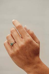 Anillos de joyería fina de oro sólido de 14K hechos a mano, venta al por mayor, anillo de bisel de diamante de ágata musgo, fabricante de joyería hecha a mano de oro sólido - Product Image 2