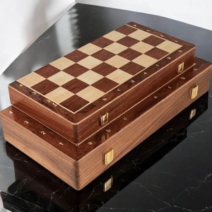 Juego de Ajedrez con Tablero de Madera 100% Hecho a Mano y Juego de Ajedrez de Tamaño Personalizado - Product Image 3