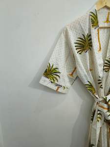 ชุดคลุมกิโมโนสำหรับเพื่อนเจ้าสาวพิมพ์ลายคอตตอนความยาวถึงพื้นชุดนอนฤดูร้อนเอวเป็นธรรมชาติขนาดเดียว - Product Image 2