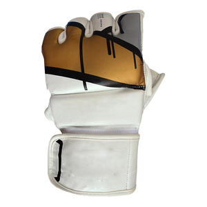 Guantes MMA de cuero profesional de la mejor calidad, guantes de agarre hechos a medida, equipos MMA de fabricante Premium a la venta - Product Image 2