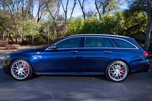 AMG E63 S Wagon, 603 hp, Motor V8 Biturbo, Tracción en las Cuatro Ruedas, Color Azul Lunar Metálico - Product Image 6