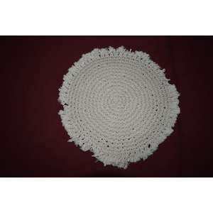 Exquisito Mantel Individual Redondo de Algodón Hecho a Mano, Accesorios Perfectos para la Decoración del Hogar, Mantel Individual para Mesa de Comedor Disponible en Grandes Cantidades - Product Image 1