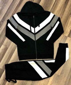 Survêtement personnalisé de haute qualité Survêtement à 3 rayures avec logo personnalisé Survêtement/Tenues de gymnastique Survêtement pour hommes - Product Image 1