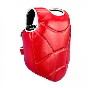 Protège-poitrine de boxe Offre Spéciale avec logo personnalisé fabriqué à la main au Pakistan en cuir factice de taille réglable pour le Taekwondo et le Muay Thai - Product Image 2