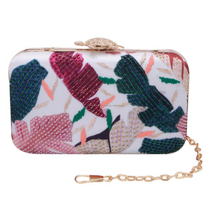 กระเป๋าคลัทช์ปักลายดอกไม้สุดหรูกระเป๋าห่วงกระเป๋ากำมะหยี่สำหรับใส่ตอนเย็นสำหรับดูไบบาฮาแคนาดา - Product Image 2