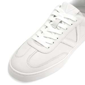รองเท้าเดินเล่นวาเลนติโน่ บาจา สีขาว รุ่น V-Detail - Product Image 5