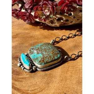 Collier multi-brins en turquoise et argent sterling de style classique Sheila Becenti, cadeau pour toutes les occasions - Product Image 4