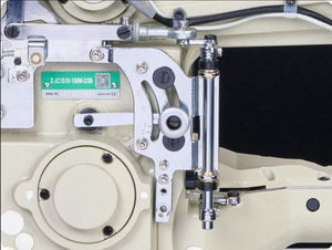 Machine à coudre surjeteuse à cylindre haute vitesse ZO-JE 1510 avec moteur pas à pas et coupe-fil, personnalisable OEM, qualité DIY, en plastique - Product Image 3