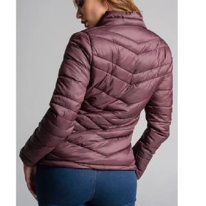 Vente en gros de femmes automne hiver imperméable réversible broderie coton rembourré veste coupe ample fournisseur de BD - Product Image 2