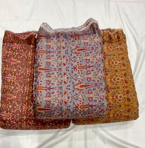 Tela Dola de viscosa pura: lujosamente suave, brillante y fluida con una textura rica, perfecta para crear cortinas elegantes - Product Image 4