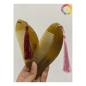 Competitive Price Natural Anti-Static Horn <b>Comb</b> - New Design By Vintage Craftwater buffalo horn <b>comb</b> handmade for ladies - Product Image 5