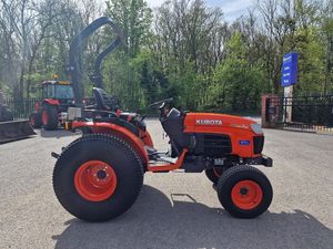 Comprar Nuevo tractor cortacésped Kubota B3030 Ride-On Kobota a la venta - Product Image 2
