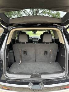 Autos usados en buen estado a la venta, 2019 G M C Acadia Denali 4x4 Denali 4dr SUV - Product Image 2