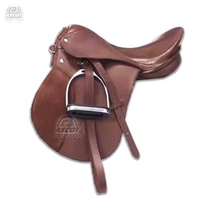 Selle anglaise Premium avec logo personnalisé pour chevaux de dressage Vente en gros Cuir marron noir avec caractéristiques d'endurance - Product Image 2