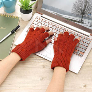 ถุงมือกันหนาวแบบครึ่งนิ้วสำหรับผู้หญิง  ทรงยาว  ทันสมัย  ทำจากอะคริลิก  อุ่นสบาย  น้ำหนักเบา  แห้งเร็ว  ระบายอากาศได้ดี  มีจำหน่าย - Product Image 5