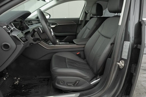 Oferta Exclusiva: Sedán de Lujo A8 Usado 2022-2024 - Tecnología de Vanguardia, Comodidades Premium y Rendimiento Impresionante - Product Image 6