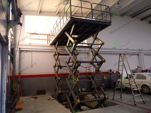 Peralatan parkir hidrolik pengangkat mobil gunting 3000kg - Product Image 2