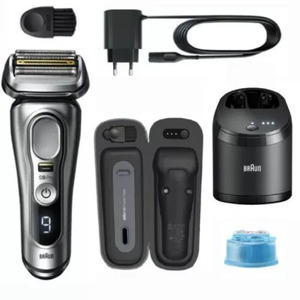 Afeitadora Eléctrica para Hombre de Alta Calidad, Serie 9 Pro+ 9667cc, Centro de Cuidado Inteligente 5 en 1 para Limpieza y Carga - Product Image 3