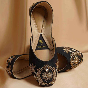 Chaussures Khussa pour femmes 2026 à prix abordable, couleur et design personnalisés, imprimées, antidérapantes, de haute qualité - Product Image 1