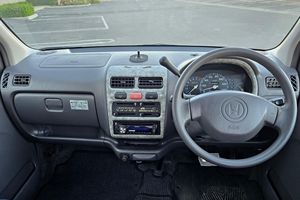 Gran Oferta: Honda Life Usada de 1999 - Product Image 2