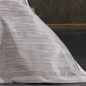 Ensemble de couvre-lit Guzide ALINA 100% chenille luxueux tissé, taille King, 4 pièces, motif uni, provenant de Turquie - Product Image 6