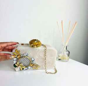 Elegant <b>Bridal</b> Clutch Purse Resin Crystals Mother Pearl for Bridesmaids Stylish <b>Handbag</b> for Wedding Events Party Fashion - Product Image 2